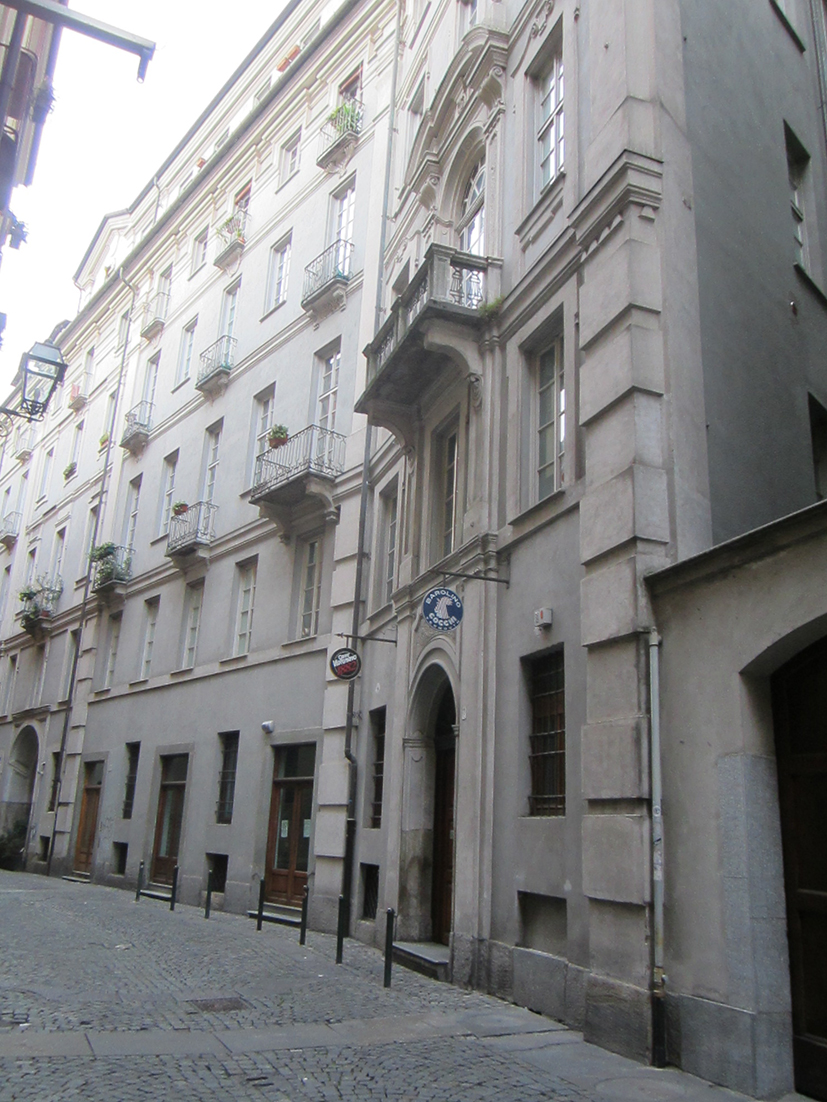 Palazzo già Este - Lanzo (palazzo, privato) - Torino (TO) 