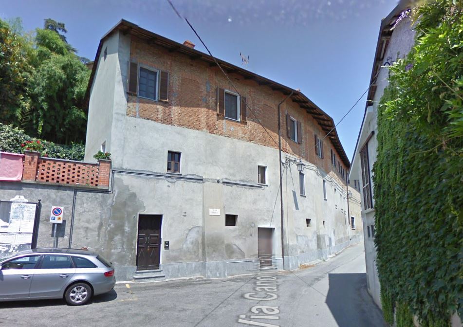 [Casa in Via Canonico Frola, 6] (casa) - Barone Canavese (TO)  (XVIII, metà)