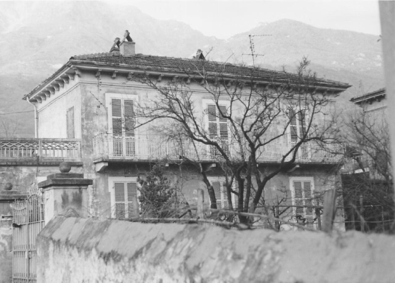 villa - Bussoleno (TO)  (XX)