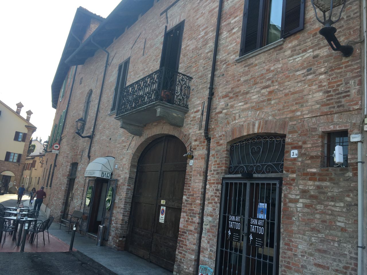 casa in piazza Mercato del Bestiame n. 4 (casa) - Alba (CN)  (XVII)