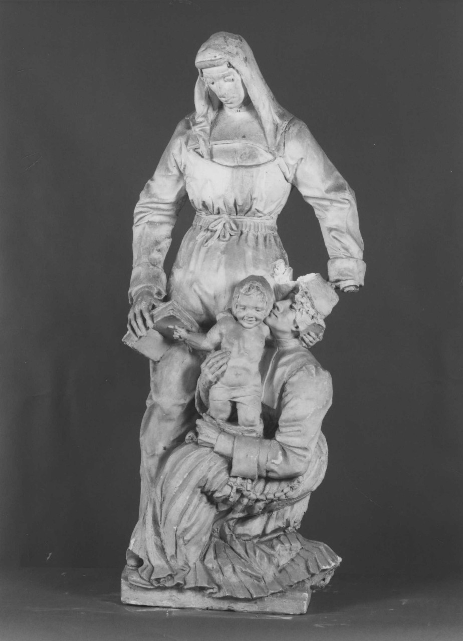 Santa Luisa di Marillac (gruppo scultoreo) di Berti Antonio (sec. XX)