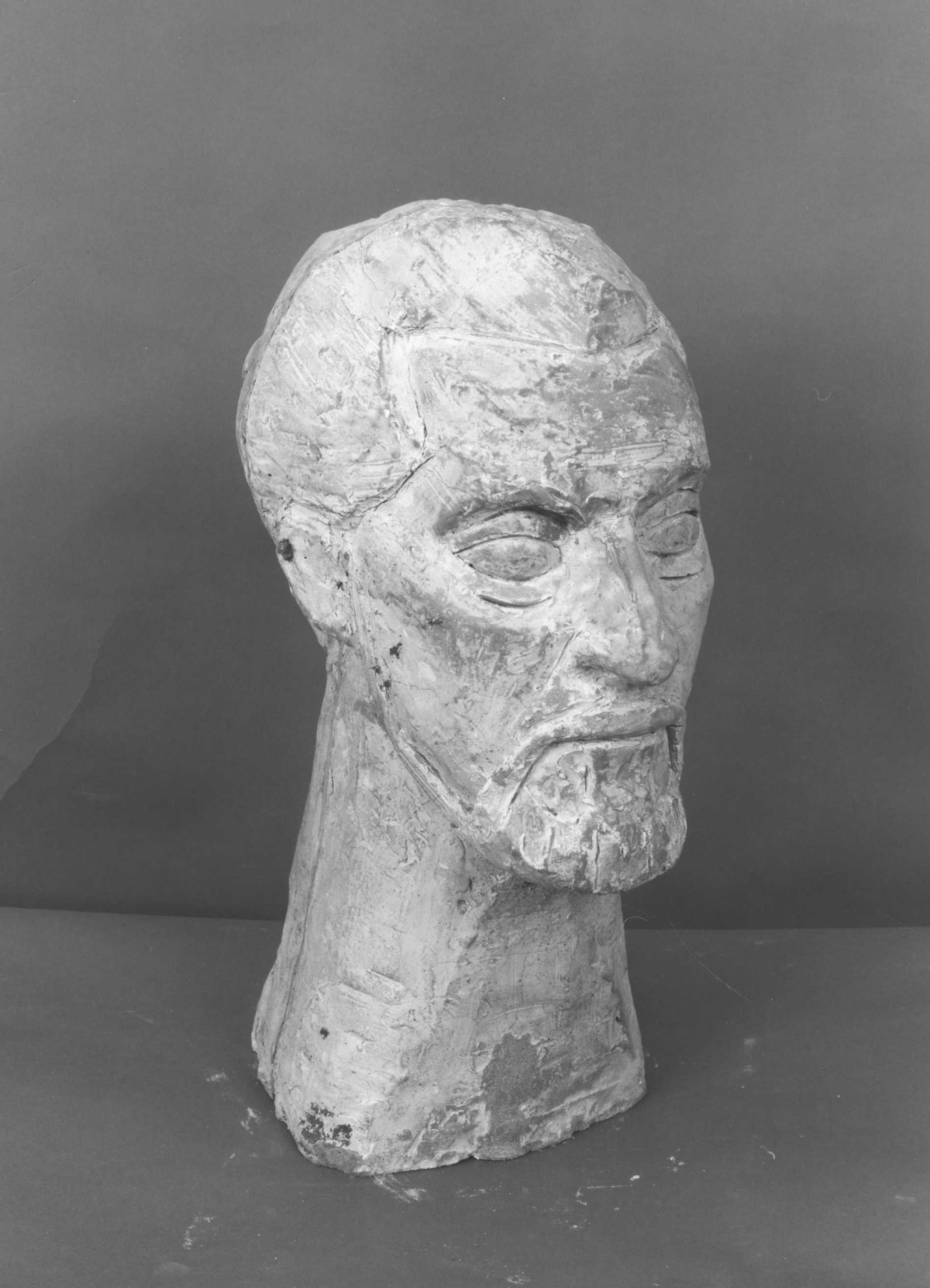 testa d'uomo (scultura) di Hocuring Herica - ambito Europa centro-orientale (terzo quarto sec. XX)