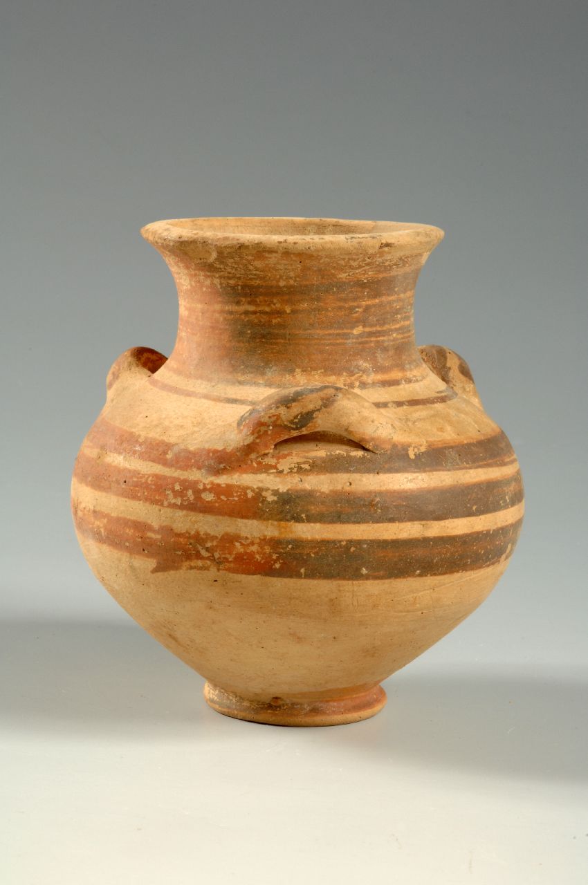 hydria (Cypro-Archaic II)