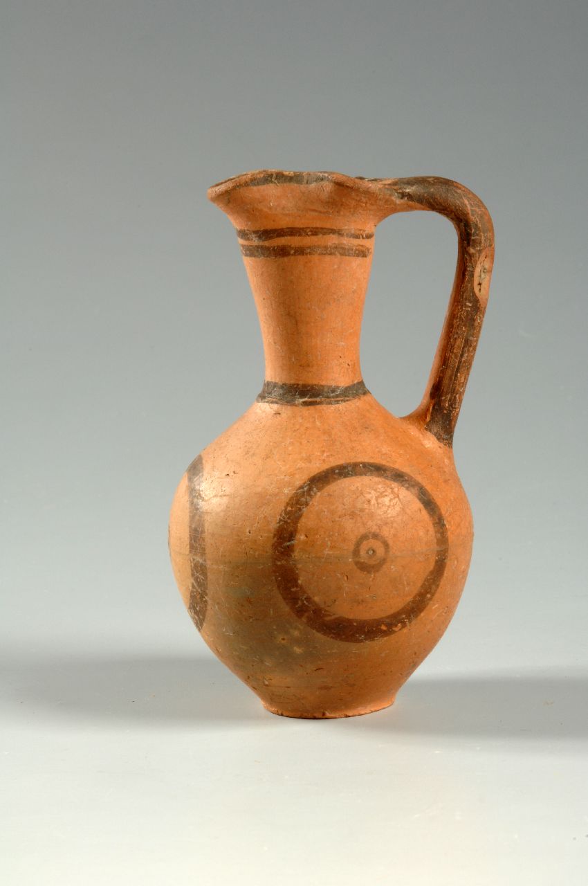 oinochoe (CG III/CA I)