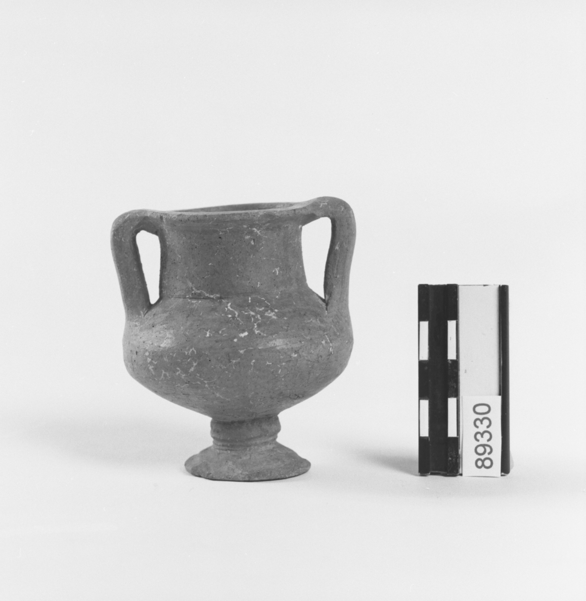 amphoriskos (Cypro-Geometric III)