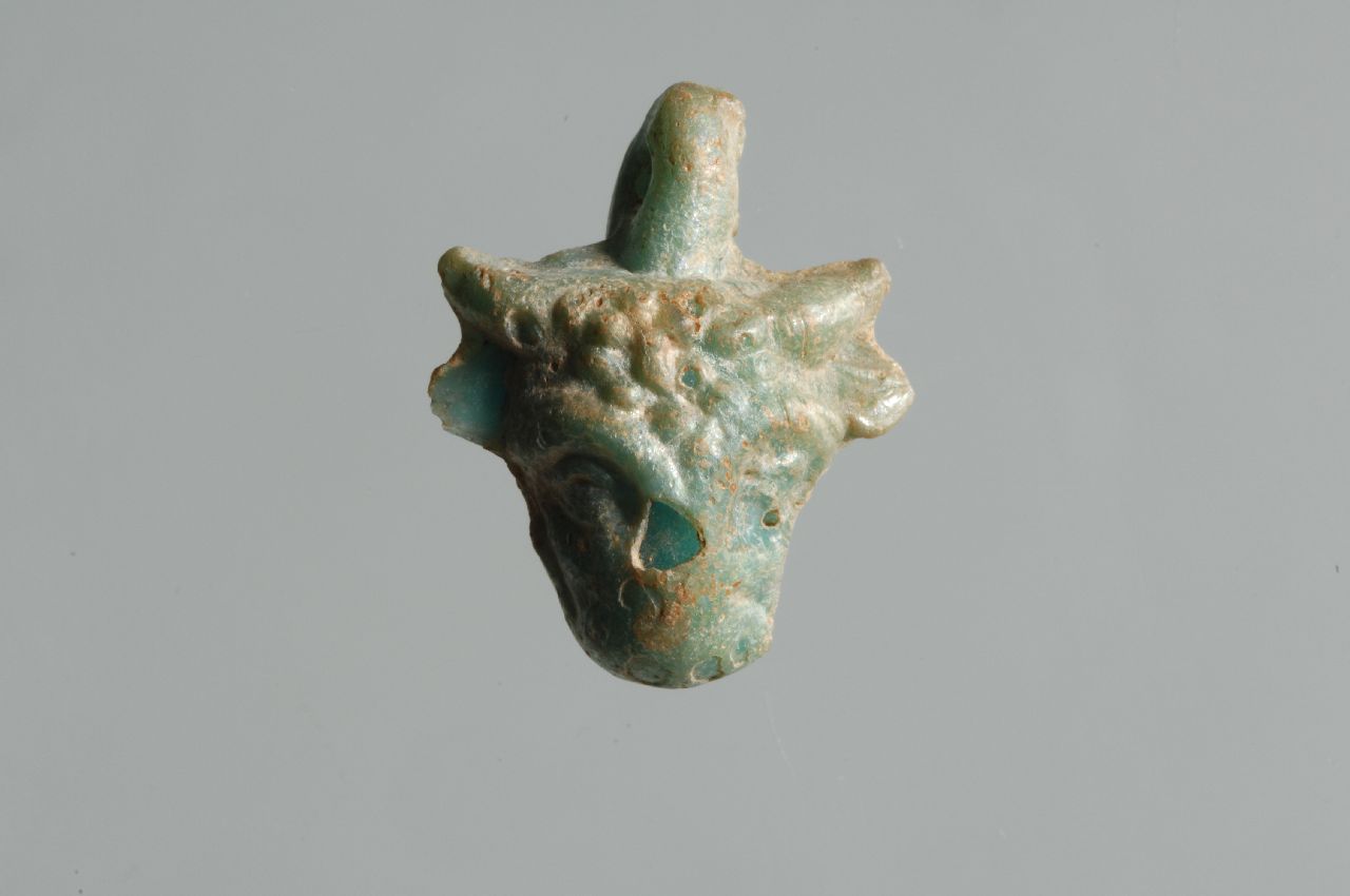 pendente (secc. I-III d.C)