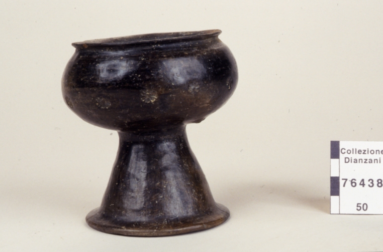 coppetta (secondo quarto Sec. VII a.C)