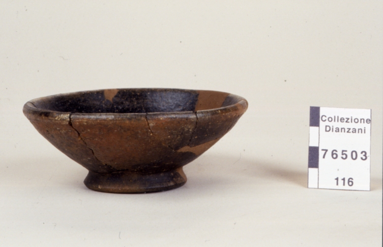 ciotola (prima metà Sec. VI a.C)