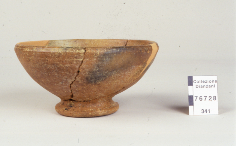 ciotola (prima metà Sec. VI a.C)