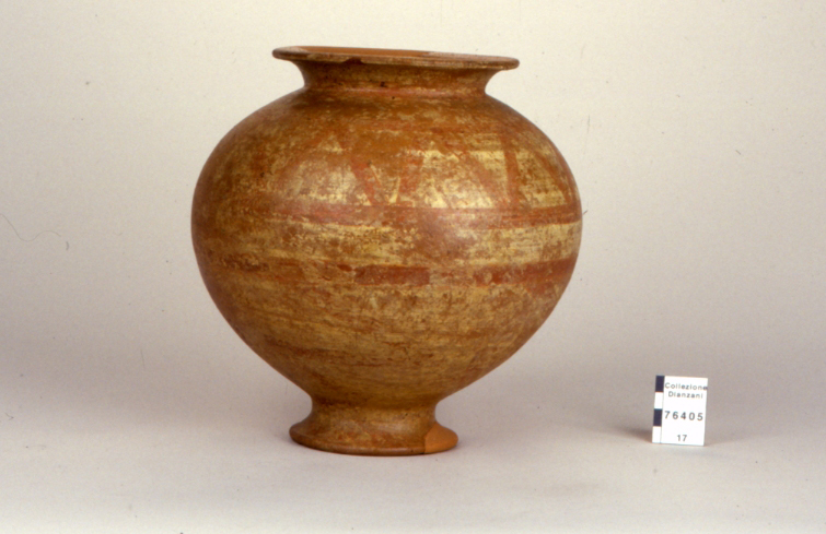 olla su piede (secondo quarto Sec. VII a.C)