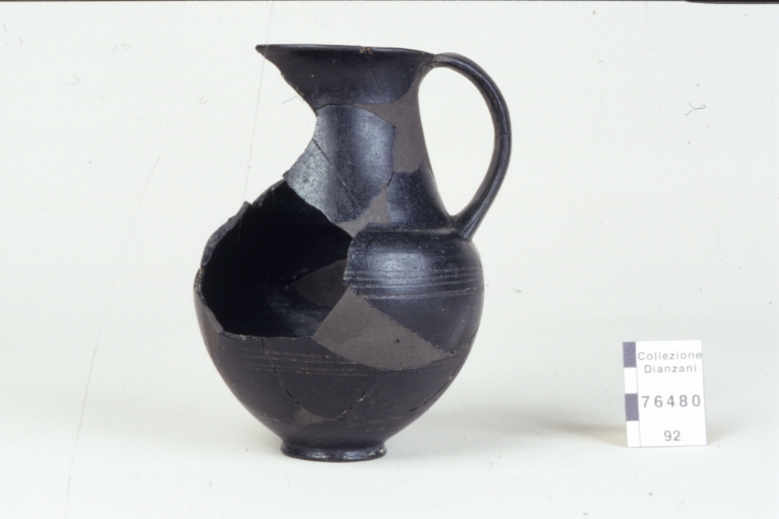 amphoriskos, Rasmussen tipo 1b (Secc. VII-VI a.C)