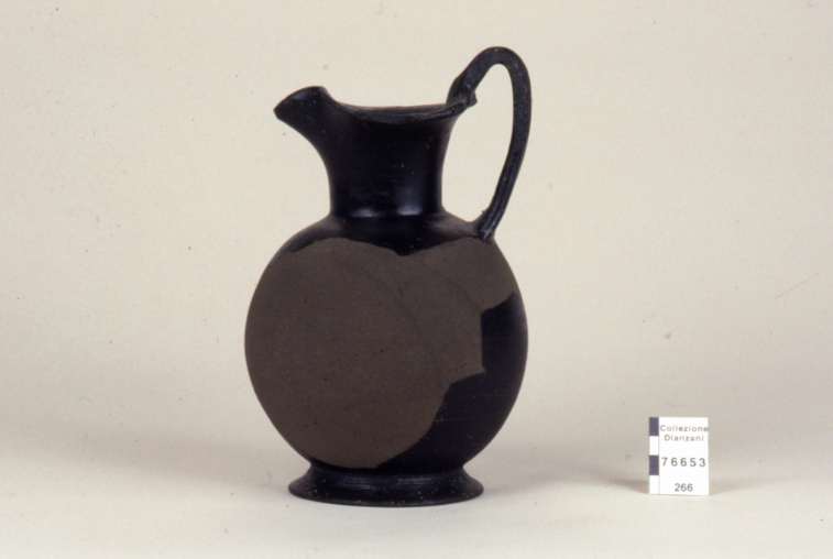 oinochoe trilobata (fine/ inizio Secc. VII/VI a.C)