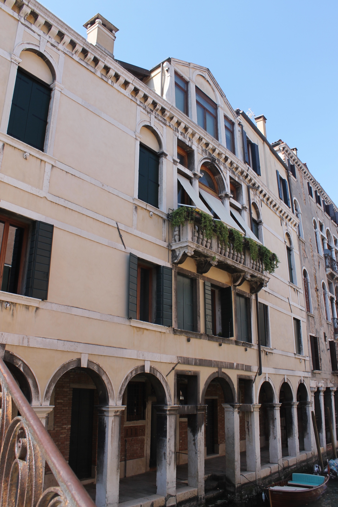 Palazzo Morosini Strozzi (palazzo, di famiglia) - Venezia (VE)  (XVI, seconda metà)