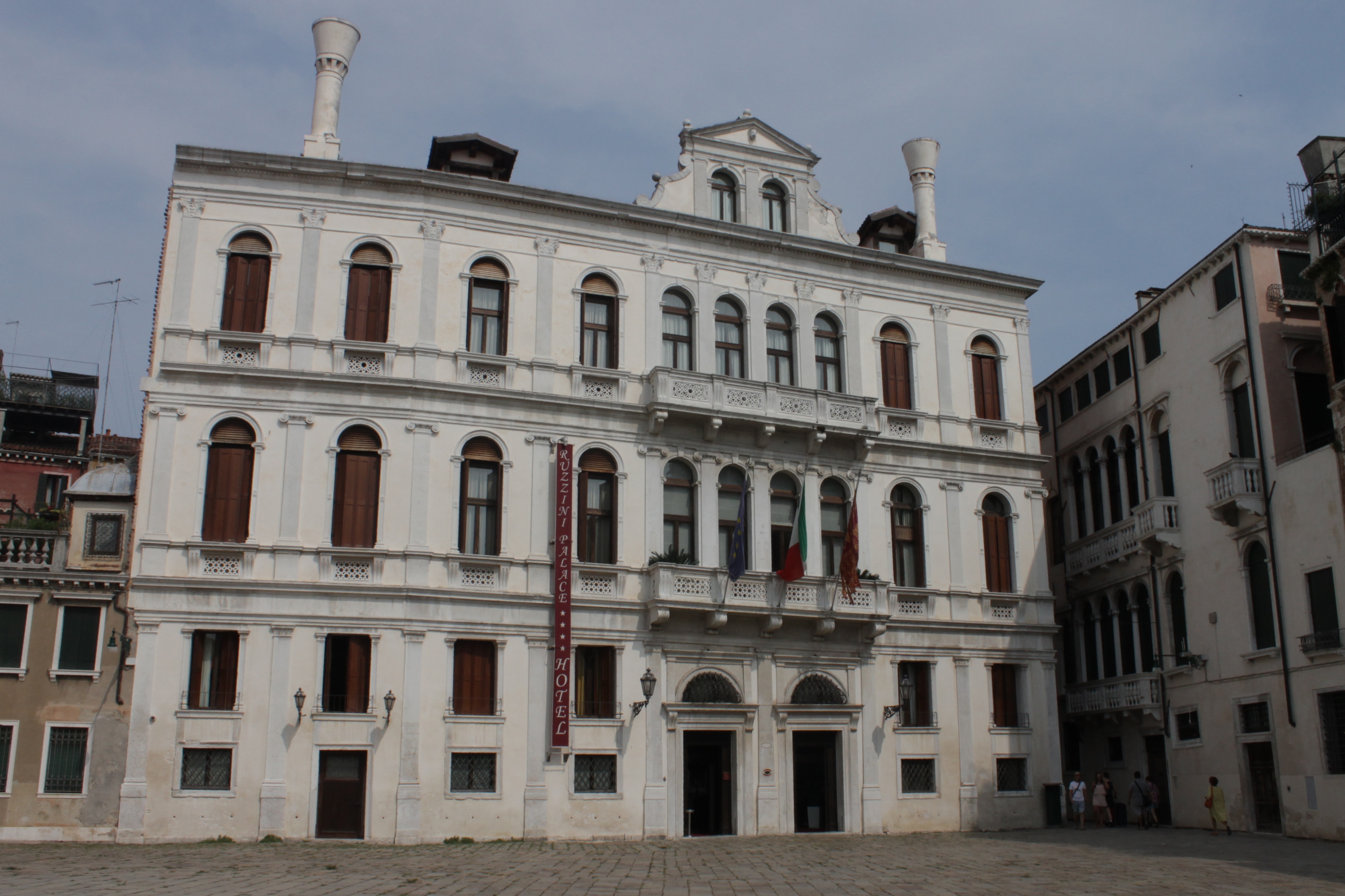 Ruzzi Priuli (palazzo) - Venezia (VE)  (XVI, fine)
