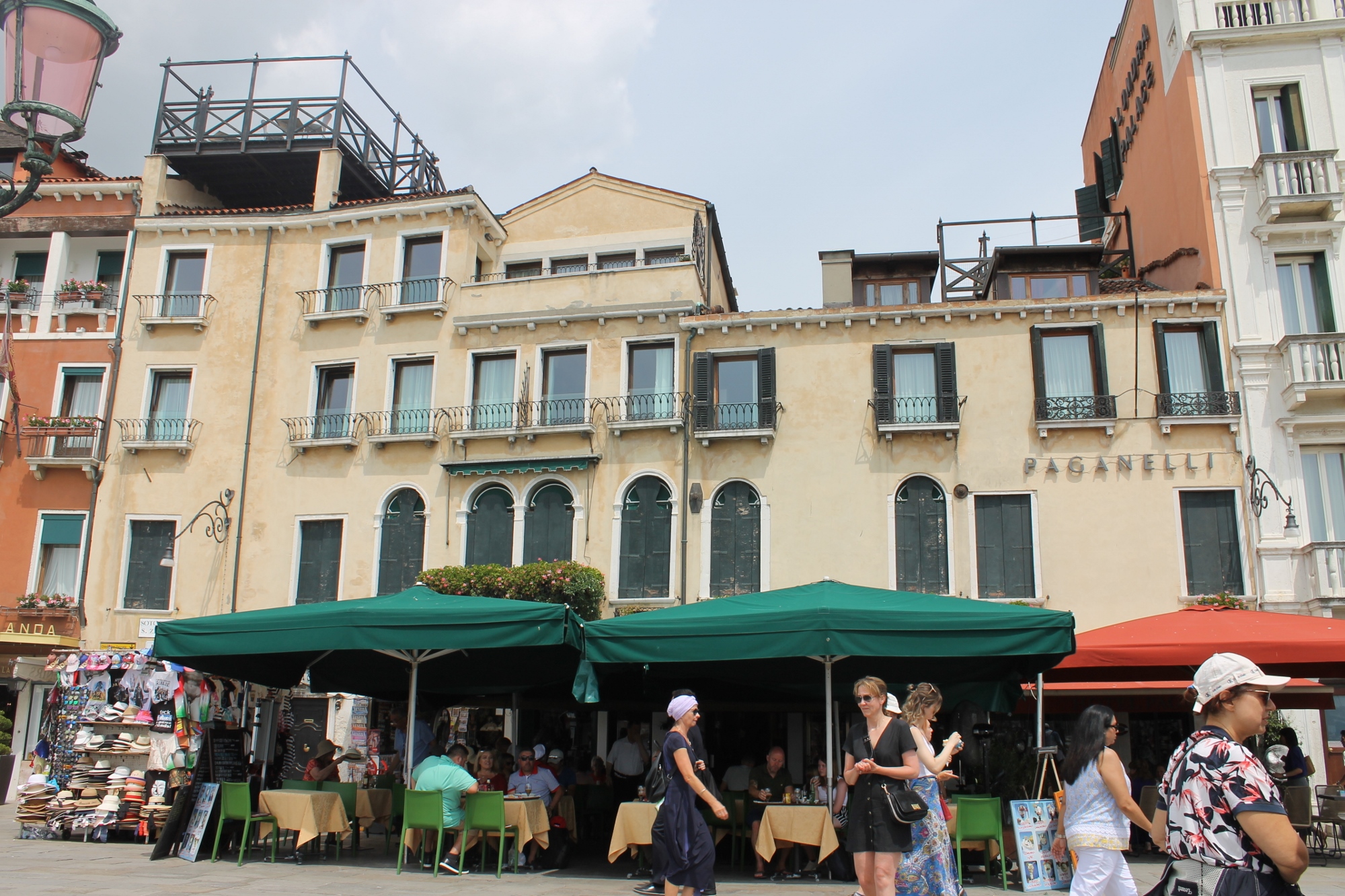 Casa ad appartamenti, privata - Venezia (VE)  (XVI, seconda metà)