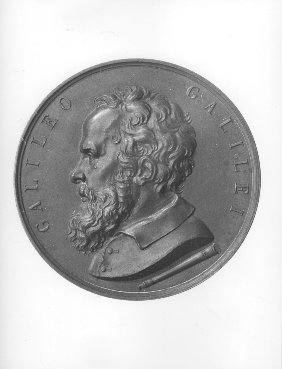 ritratto di Galileo Galilei (medaglia) di Cinganelli Pietro (sec. XIX)