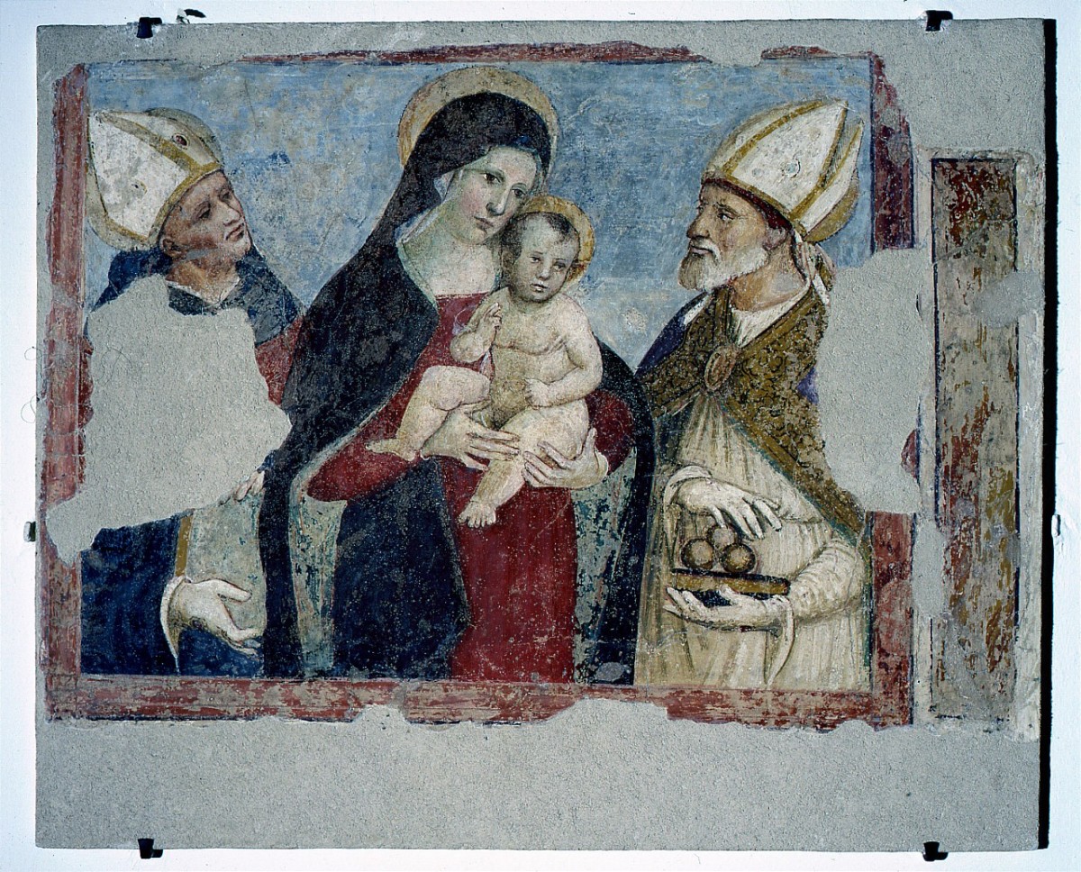 Madonna con Bambino tra i Santi Antonino e Nicola di Bari (dipinto murale staccato) - ambito fiorentino (prima metà sec. XVI)