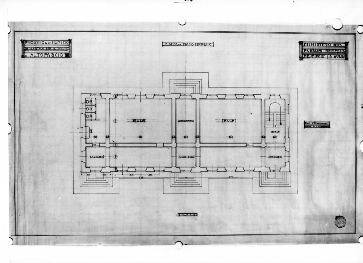 scuole comunali di Altopascio: pianta in scala 1:50 del piano terreno, con indicazione delle funzioni d'uso (disegno architettonico) di Brizzi Raffaello (sec. XX)