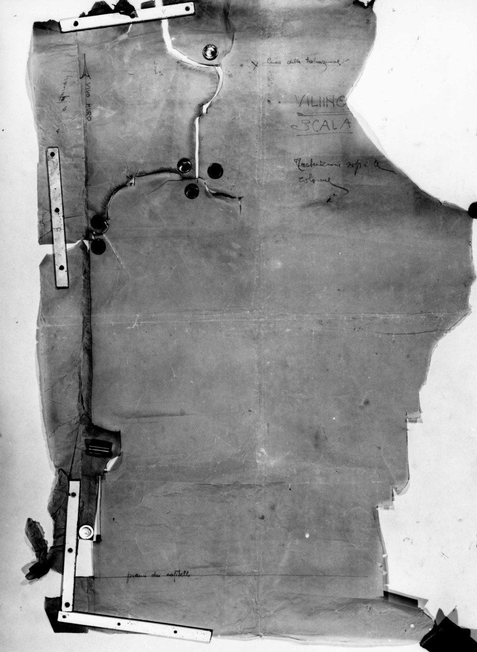 Scala. Trabeazione sopra le colonne, villino Guidi a Monsummano Terme: dettaglio della trabeazione del vano scala, in scala 1:1 (disegno architettonico) di Brizzi Raffaello (primo quarto sec. XX)