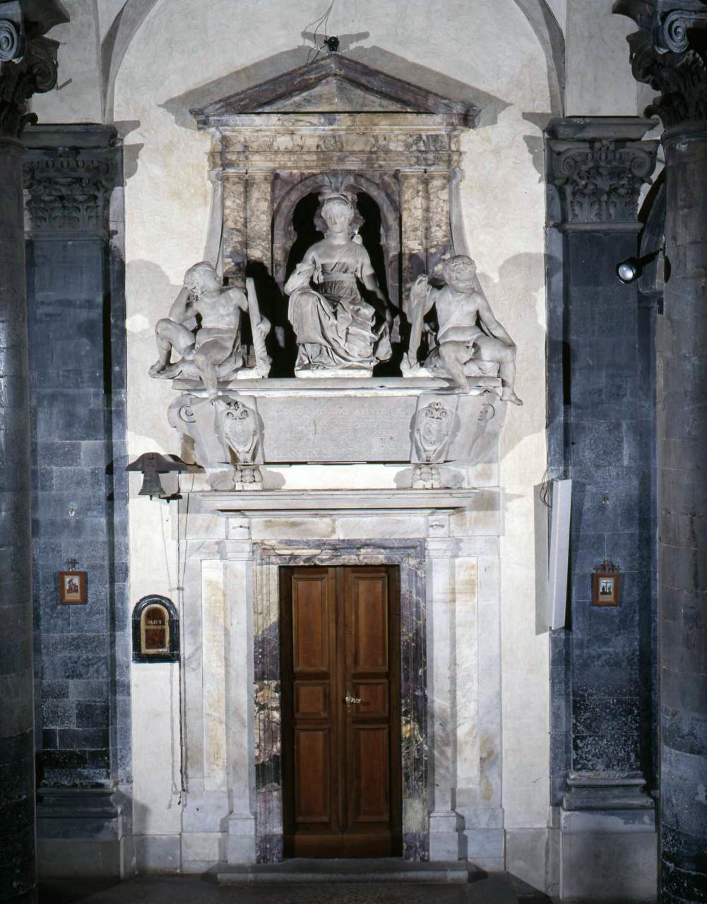 Fede tra geni mortuari (monumento funebre) di Ammannati Bartolomeo (bottega) (sec. XVI)
