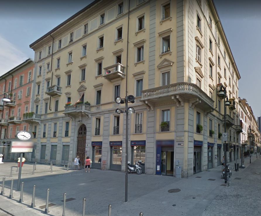 facciate di edificio (palazzo) - Milano (MI)  (XIX)