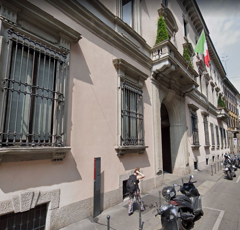 Palazzo Pio Falcò e annesso giardino (palazzo) - Milano (MI)  (XVII, fine)