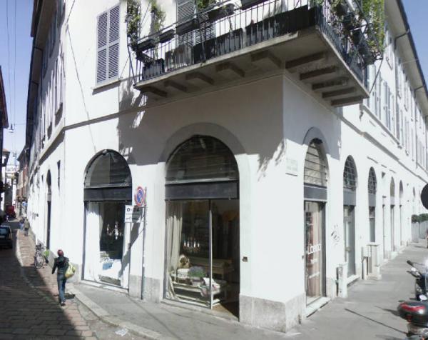 [Palazzo in via S.Maurilio,14(p)/16] (palazzo) - Milano (MI)  (XV, fine)