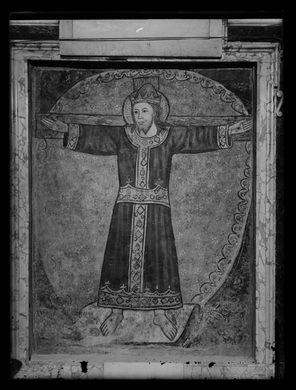 Cristo Re crocifisso <Basilica dei Santi Cosma e Damiano ; Roma> - Affreschi (negativo) di laboratorio fotografico Soprintendenza Monumenti del Lazio (laboratorio) (terzo quarto XX)