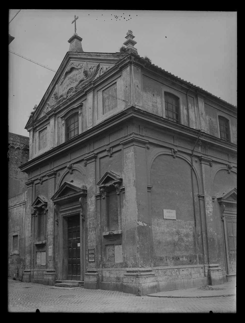 Chiesa di Sant'Angelo al Corridoio <Roma> - Facciate (negativo) di laboratorio fotografico Soprintendenza Monumenti del Lazio (laboratorio) (prima metà XX)
