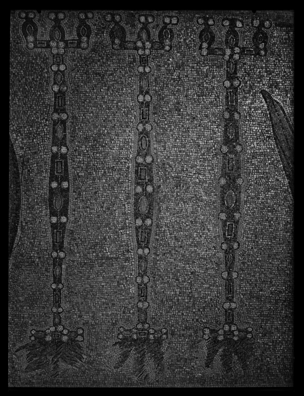 Decorazione [della] Basilica dei Santi Cosma e Damiano <Roma> - Archi di trionfo - Mosaici - Sec. 6.-8 (negativo) di laboratorio fotografico Soprintendenza Monumenti del Lazio (laboratorio) (secondo quarto XX)