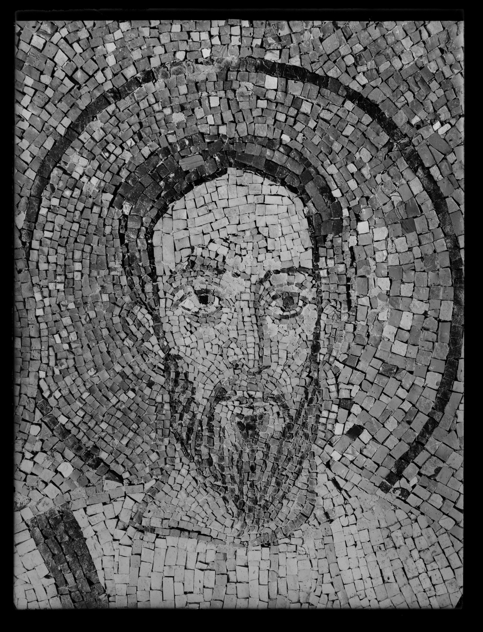 San Paolo <Chiesa di San Teodoro al Palatino ; Roma> - Spazi interni - Absidi - Mosaici - Santi - Decorazione - Sec. 6 (negativo) di laboratorio fotografico Soprintendenza Monumenti del Lazio (laboratorio) (secondo quarto XX)