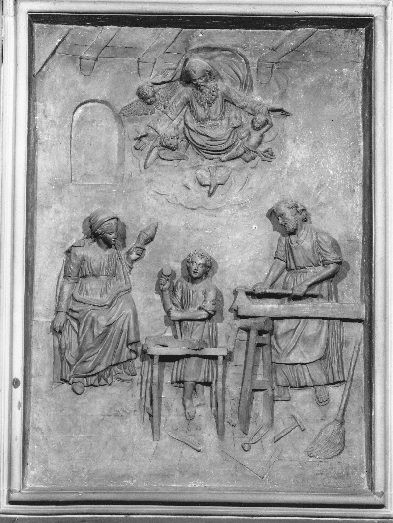 Sacra Famiglia (rilievo) di Collina Francesco (sec. XX)
