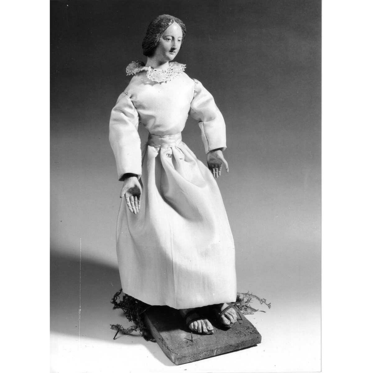 Madonna (statuetta di presepio) di Sanmartino Giuseppe (attribuito) (seconda metà sec. XVIII)