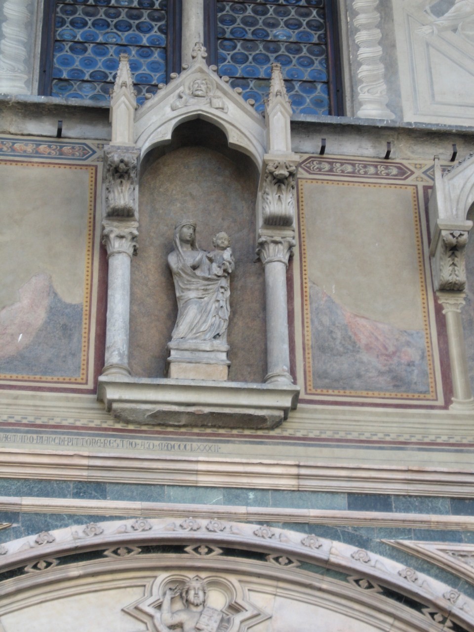 Madonna con Bambino (scultura) - scuola fiorentina (seconda metà sec. XIV)