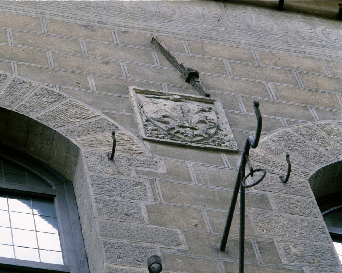 stemma del Comune di Firenze (rilievo) - bottega fiorentina (sec. XIV)
