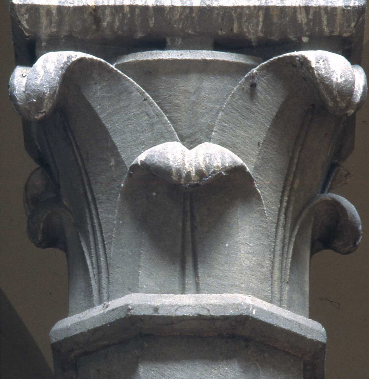 capitello di pilastro, coppia - bottega fiorentina (sec. XV)