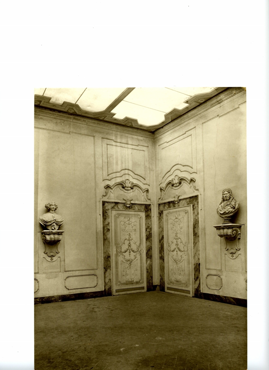 Firenze - Palazzo Mozzi-Bardini (?) - veduta di interno (positivo) di anonimo (prima metà XX)