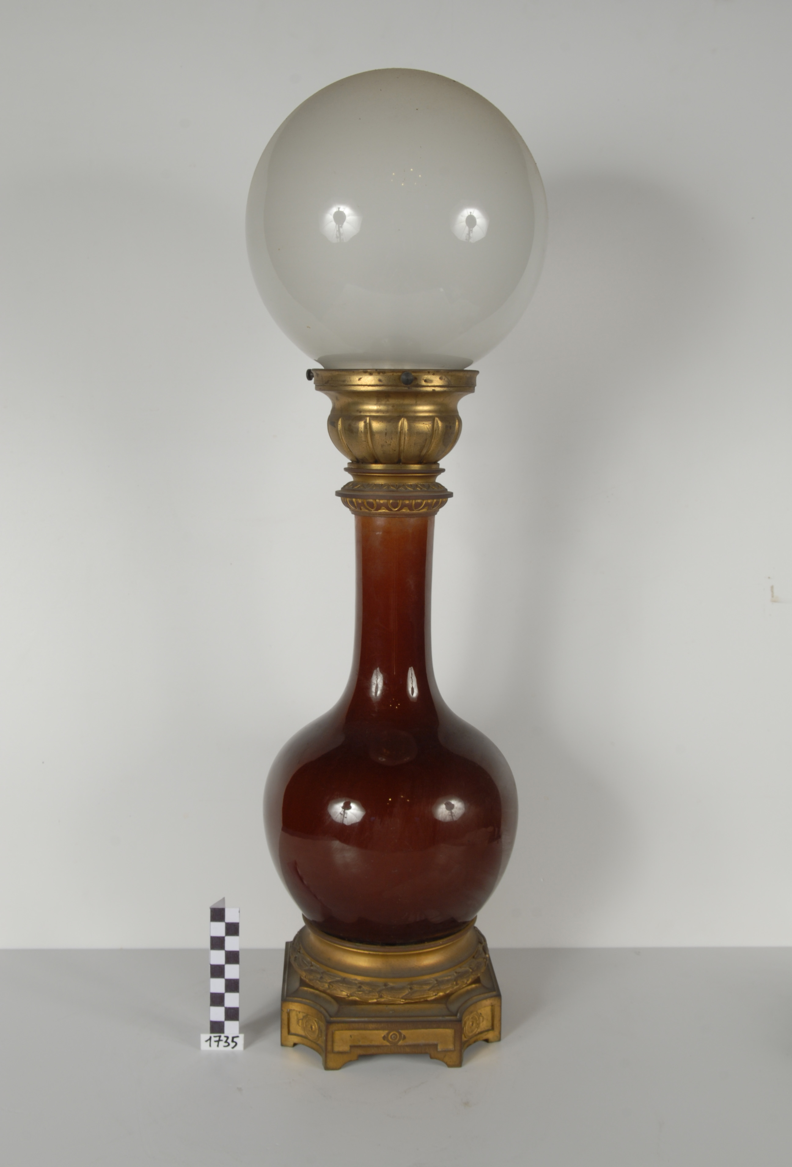 lampada da tavolo - ambito cinese, manifattura austriaca (XIX)