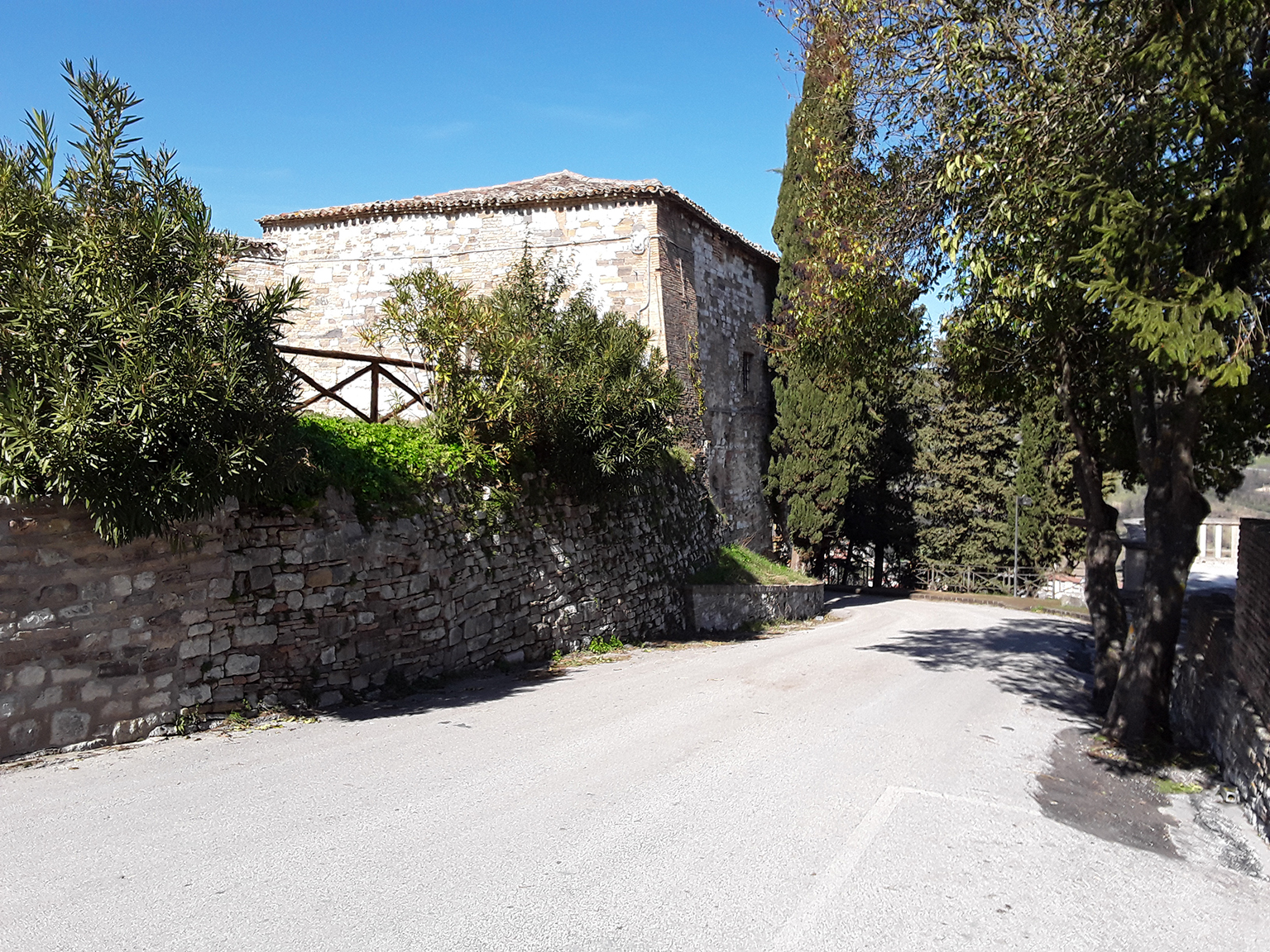 Resti del Palazzo dei Consoli (palazzo, pubblico) - San Severino Marche (MC) 