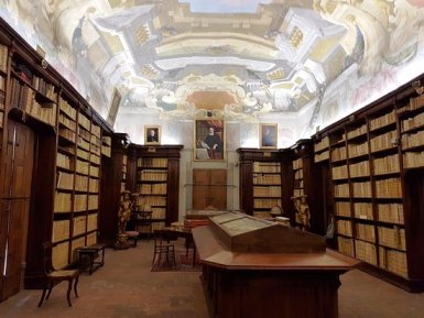 Biblioteca Capitolare (biblioteca, capitolare) - Pescia (PT)  (XVII; XVIII; XIX; XX)