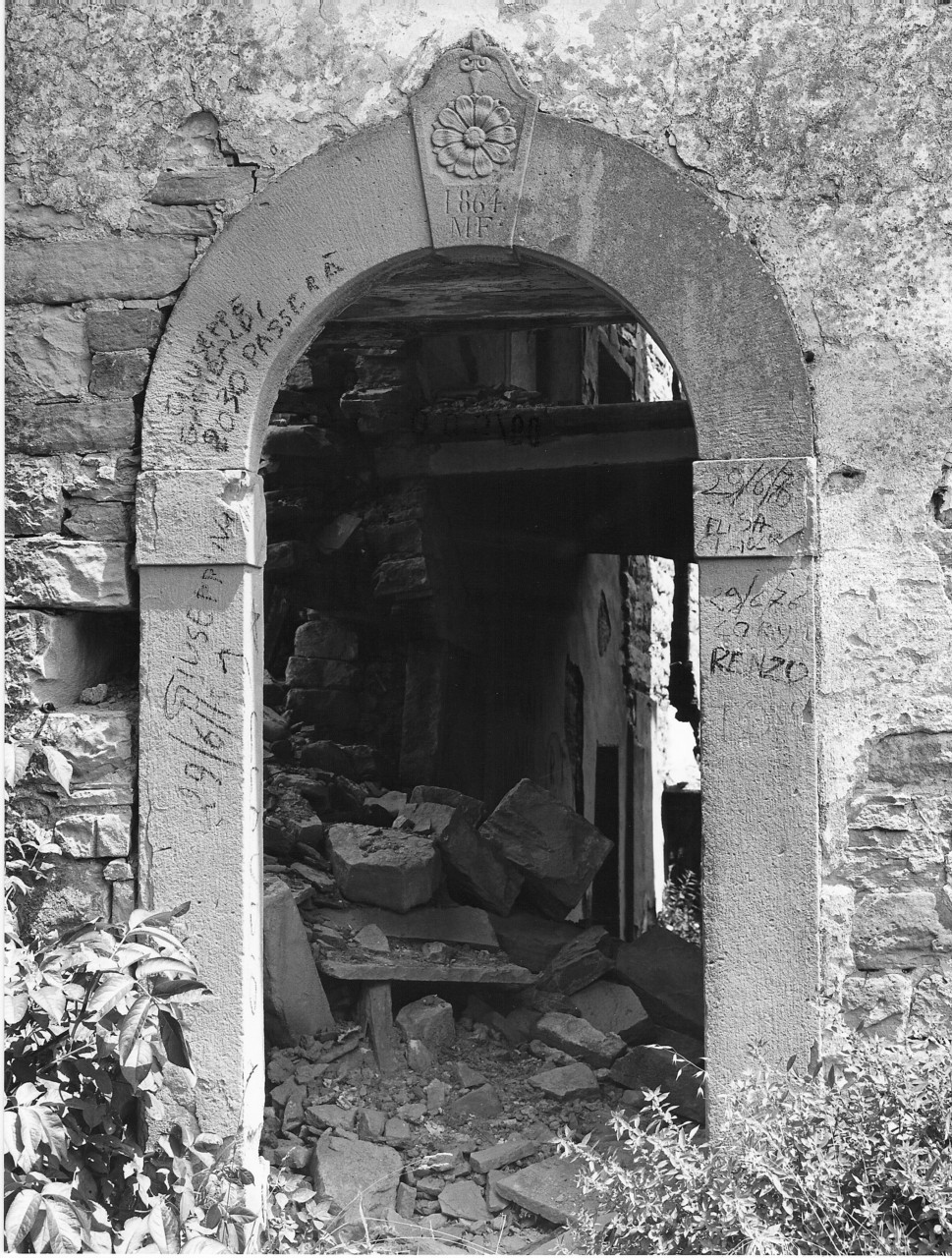 iscrizione (portale - ad arco) - produzione toscana (sec. XIX)