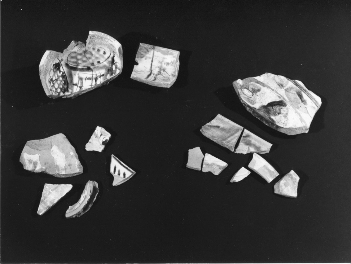 ciotola, frammento - bottega tosco-romagnola (sec. XIV)