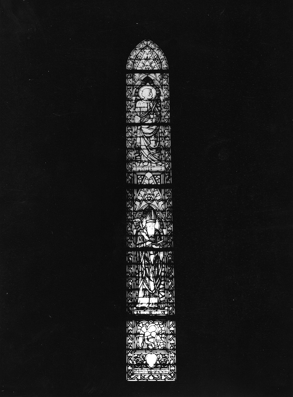 Santi Simone e Agostino (vetrata dipinta) di Barbieri Ernesto (prima metà sec. XX)