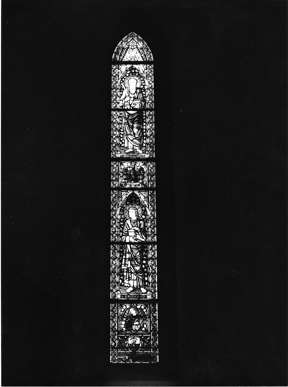 Santi Giovanni e Bartolomeo (vetrata dipinta) di Barbieri Ernesto (secondo quarto sec. XX)