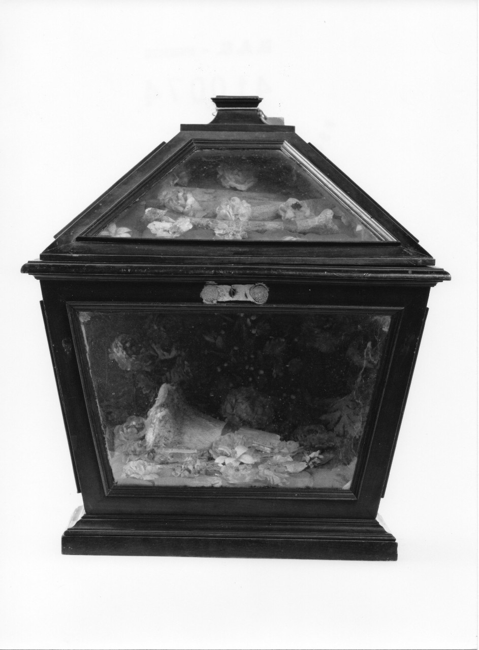 reliquiario a teca - a urna, serie - bottega toscano (sec. XVII)