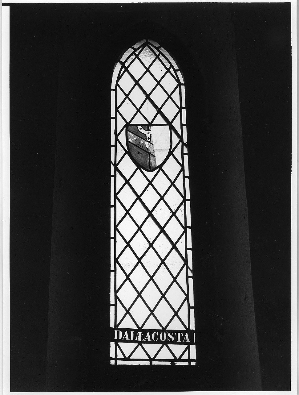 stemma (vetrata dipinta, opera isolata) - manifattura toscana (fine sec. XIX)
