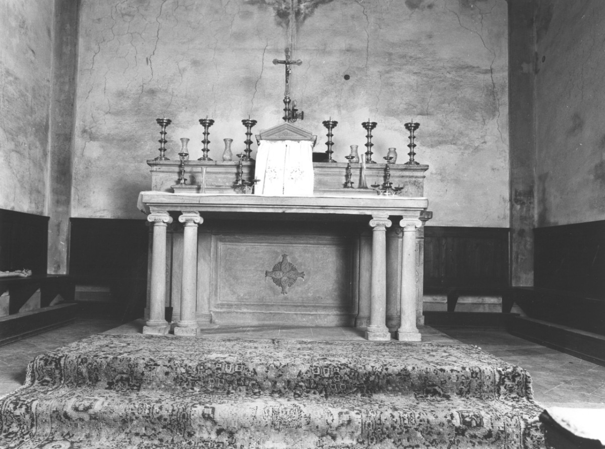 altare - a blocco - bottega toscana (secondo quarto sec. XX)