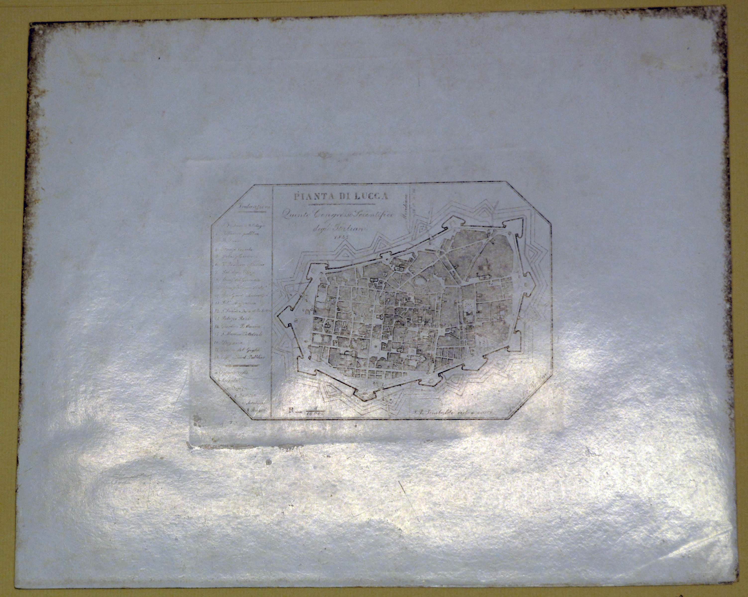 pianta topografica di Lucca realizzata per il Quinto Congresso Scientifico degli Italiani del 1843 (stampa smarginata) di Sinibaldi P.P (secondo quarto sec. XIX)