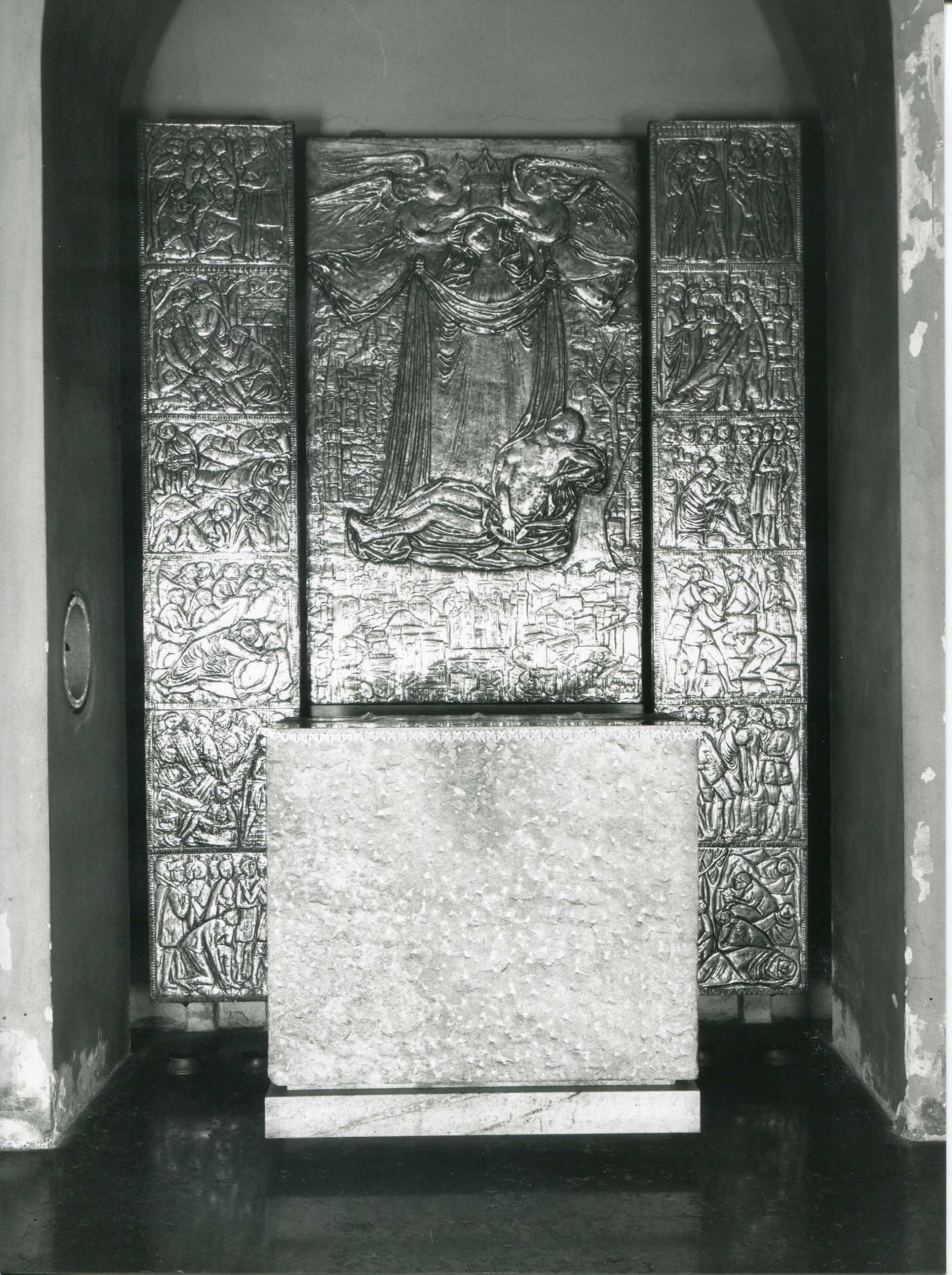 fonte battesimale - battesimale, opera isolata - ambito lombardo (metà sec. XX)