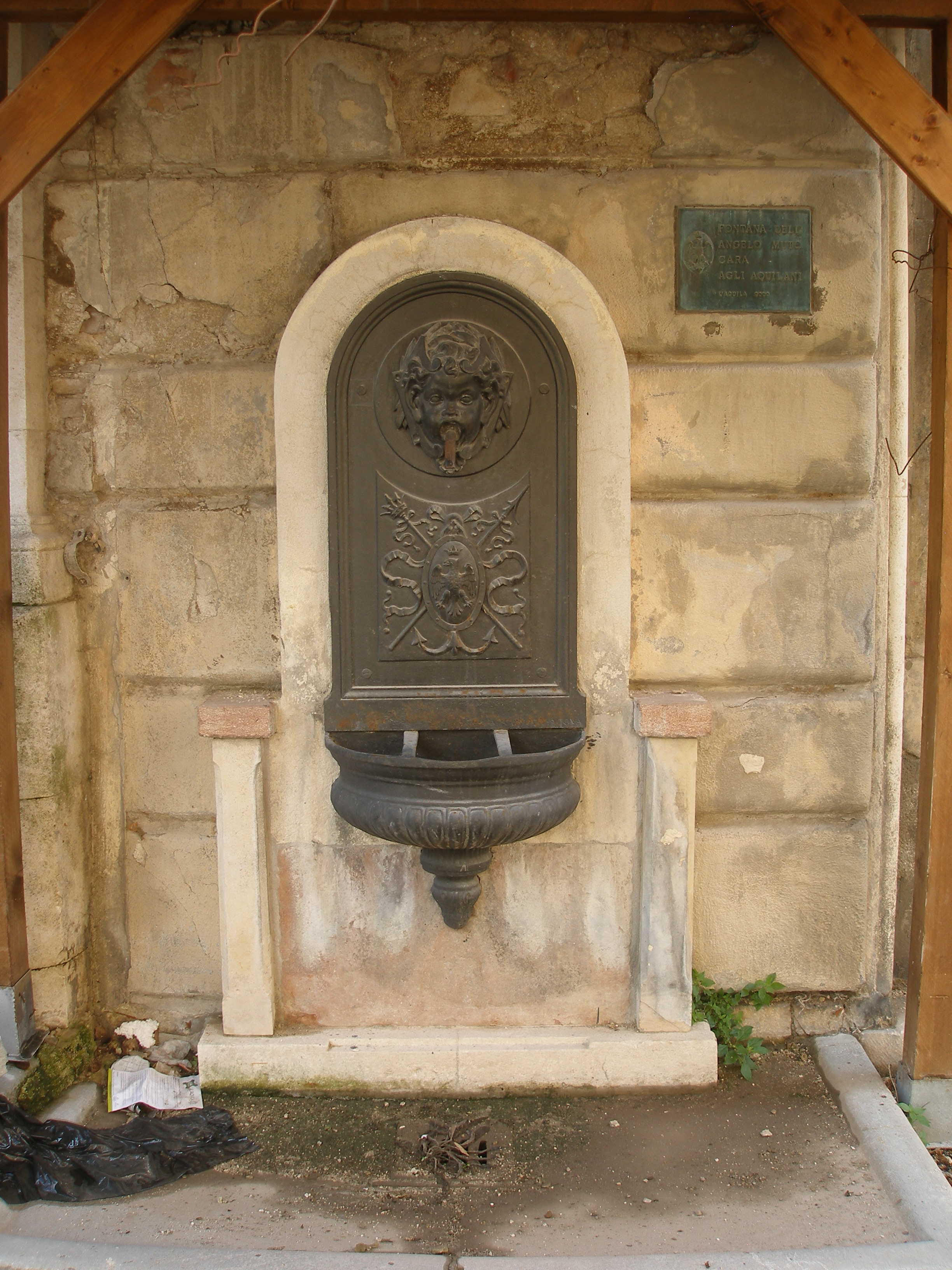 fontana a muro - ambito abruzzese (primo quarto XX)
